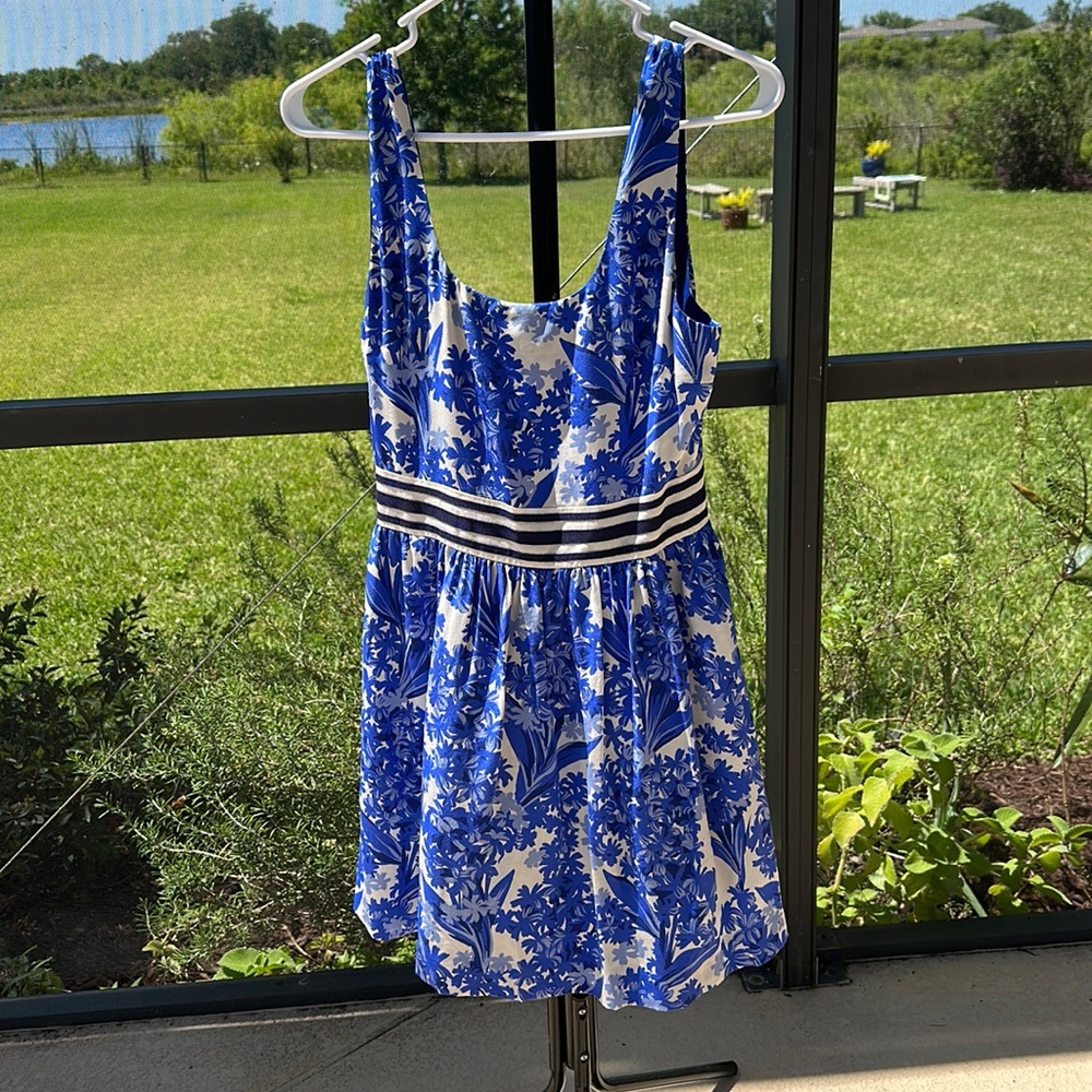 Juicy Couture Silk Blue Hyacinth Floral Dress size 6 love the pockets